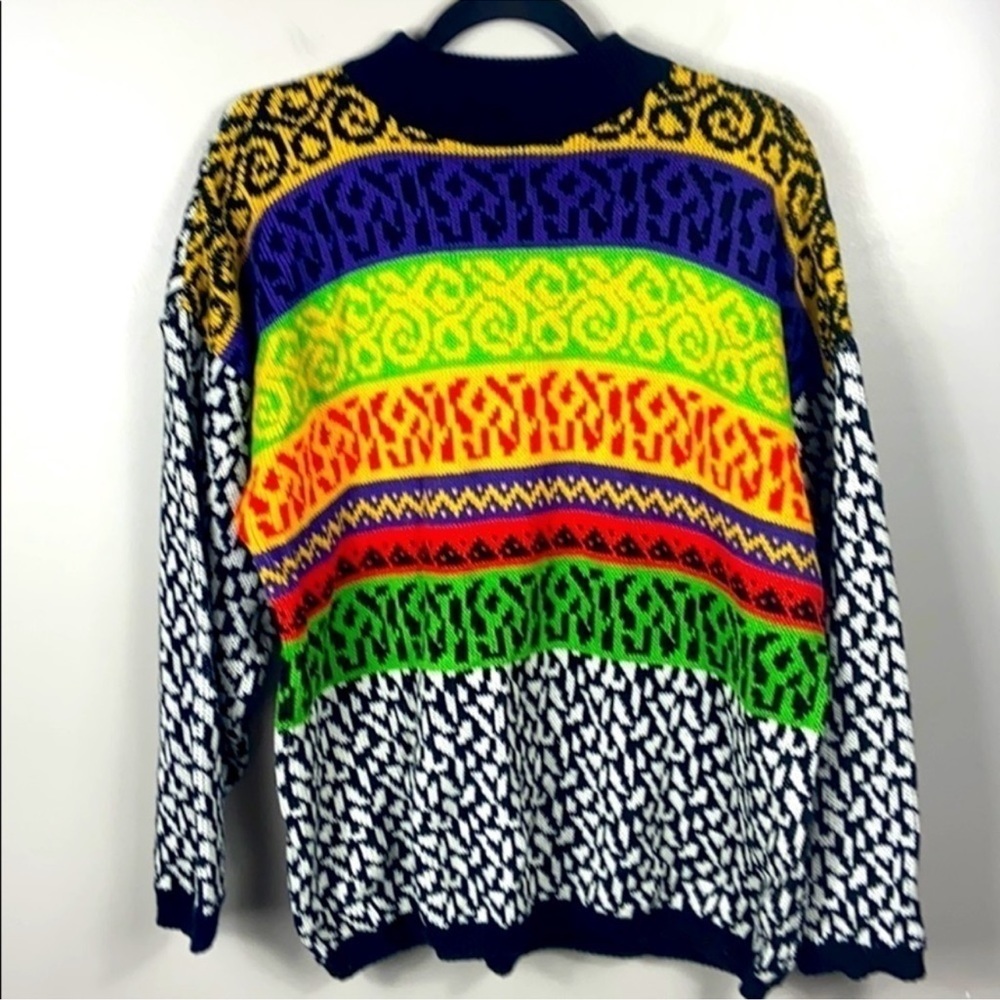 80’s Style Vintage oversized  Funky pattern sweater size L